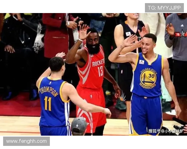 NBA最新动向：詹姆斯领衔湖人迎战勇士 哈登加盟快船助力球队争冠