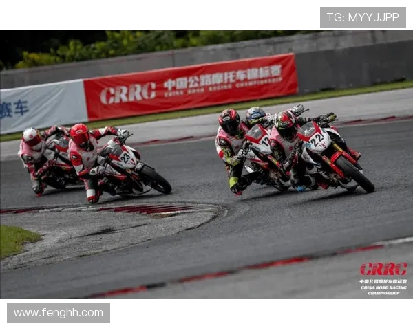 摩托车大奖赛最新动态：2025赛季冠军争夺激烈 各车队战术布局全面分析