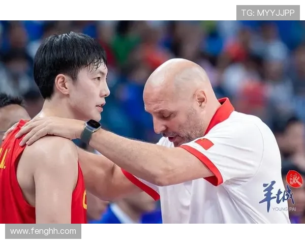 中国男篮迎战菲律宾队 全力备战亚洲杯 决胜时刻勇敢出击 中国男篮迎战菲律宾队 全力备战亚洲杯 决胜时刻勇敢出击