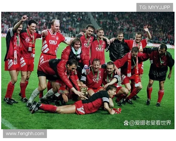 欧洲豪门激战正酣新星闪耀引爆今夏足坛转会风云大戏持续升温全场瞩目